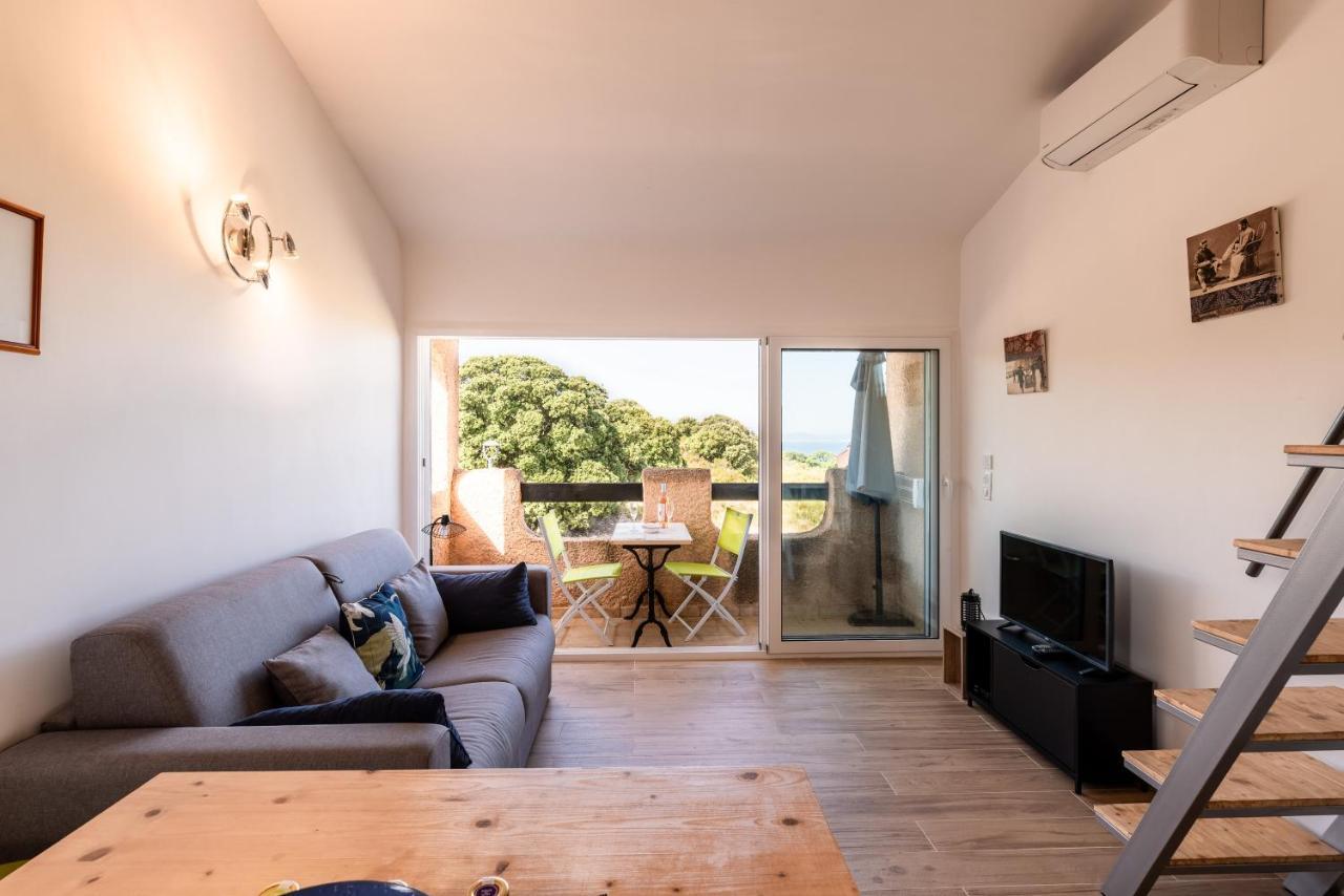 Ambroggio - Grand Studio Avec Mezzanine - Vue Mer Lumio  Exterior foto